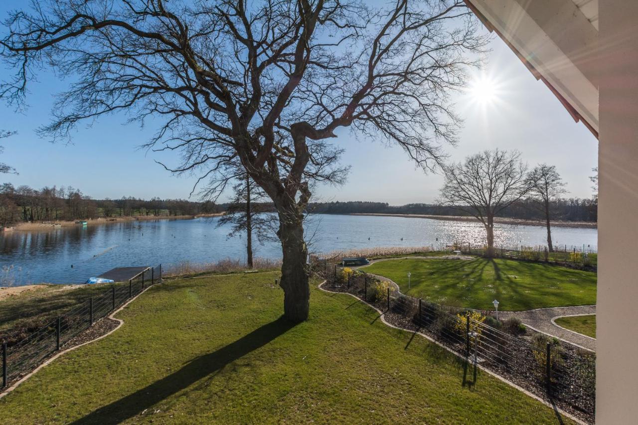 5 Sterne Ferienhaus Direkt Am See Mit Sauna-Kamin-Garten Krakow am See Esterno foto